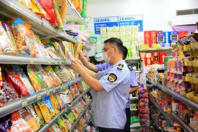 多管齊下 青島市嶗山區(qū)市場(chǎng)監(jiān)管局建立校園周邊食品安全長(zhǎng)效機(jī)制